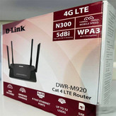 مودم روتر بیسیم 4G LTE دی-لینک مدل DWR-M920 با پشتیبانی از سیمکارت 3G/4G، سرعت تا 150 مگابیت بر ثانیه، پوشش کامل منزل با 4 آنتن خارجی، اتصال همزمان تا 32 کاربر و پورتهای LAN و WAN RJ-45